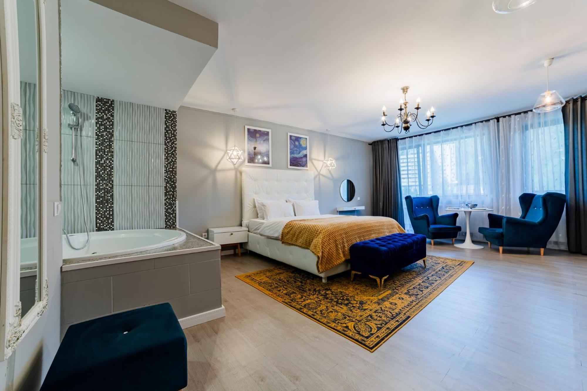 Romantic Jacuzzi Luxury